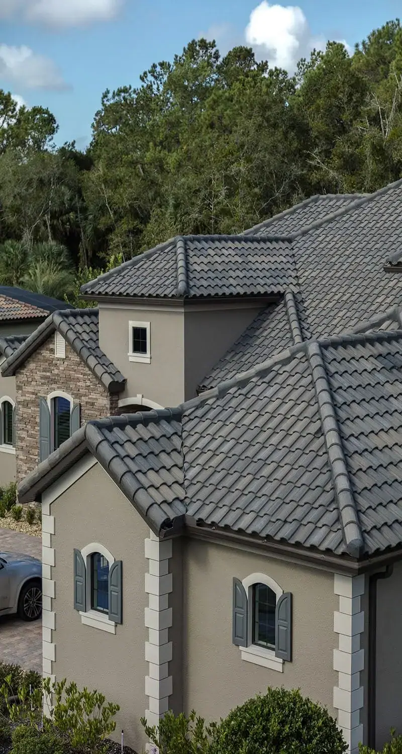 Saint Gobain and CertainTeed roofing shingles catalogue preview